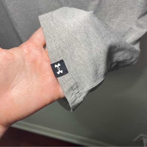 Under Armour Project Rock Men’s Gray Graphic T shirt in Size M “Hardest Worker” - Picture 6 of 10